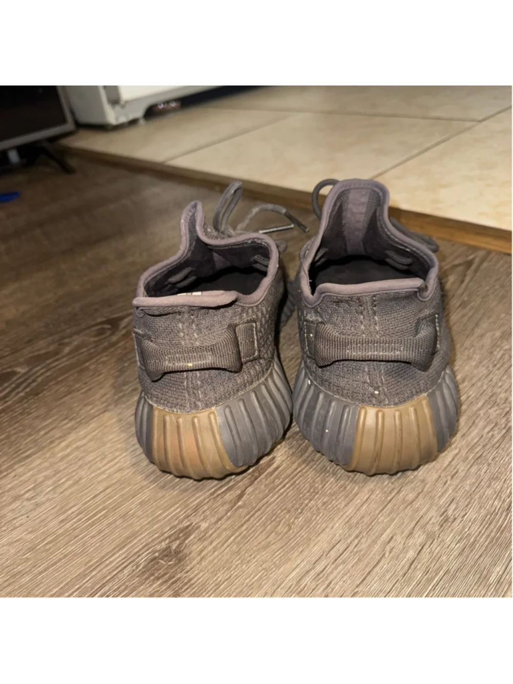 Adidas Yeezy Boost 350 V2 Sneakers Black and Brown Size 9 Beaters